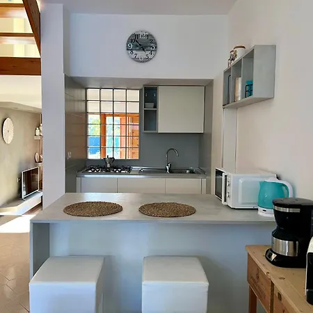 Enchanting For Six Guests Apartment *